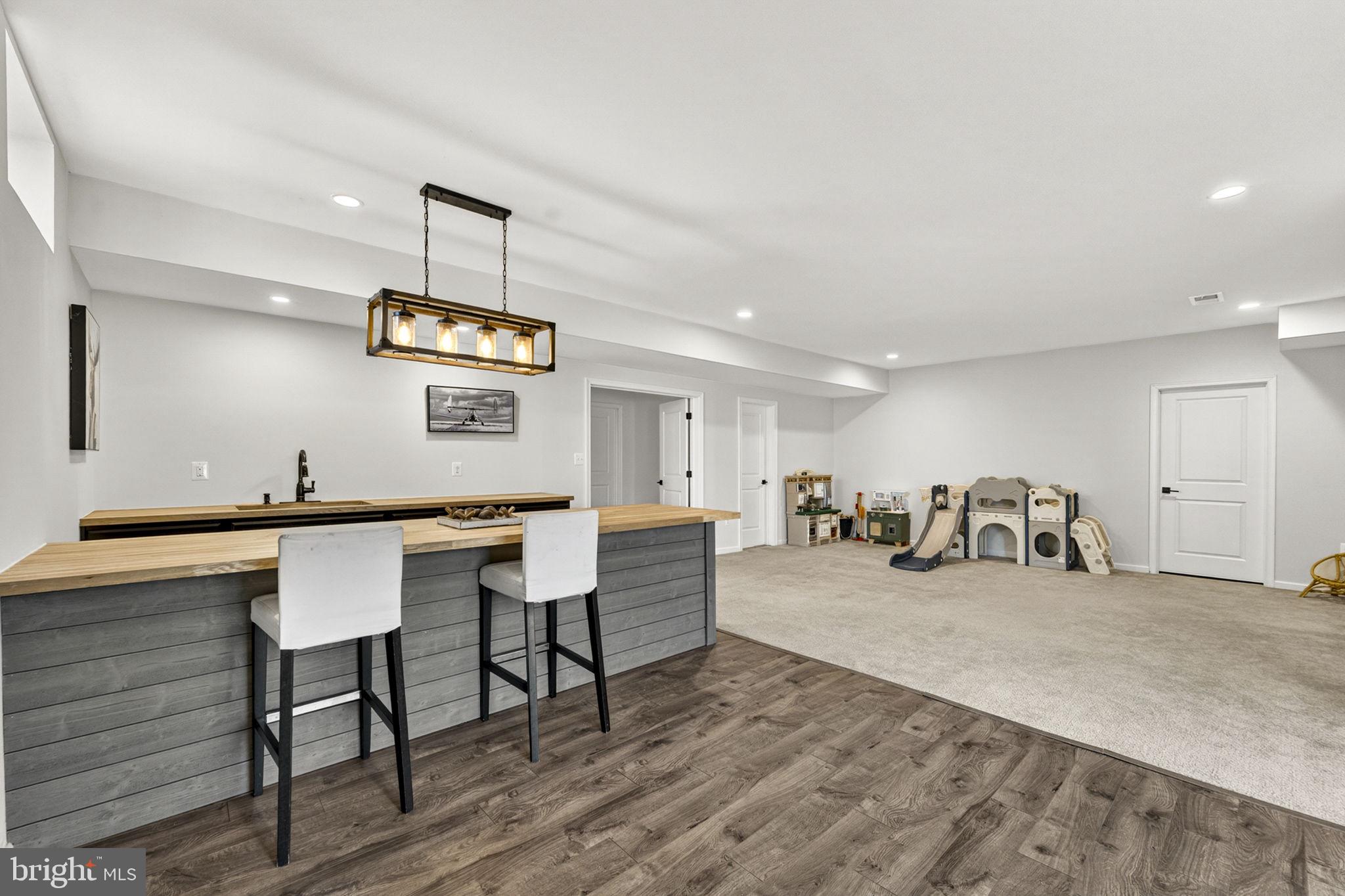 LENAH MILL - Residential