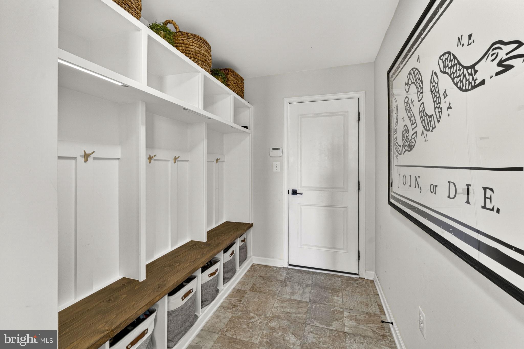 LENAH MILL - Residential