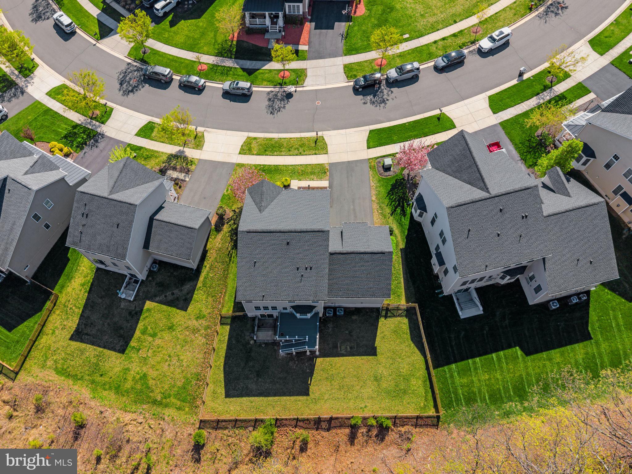 LENAH MILL - Residential