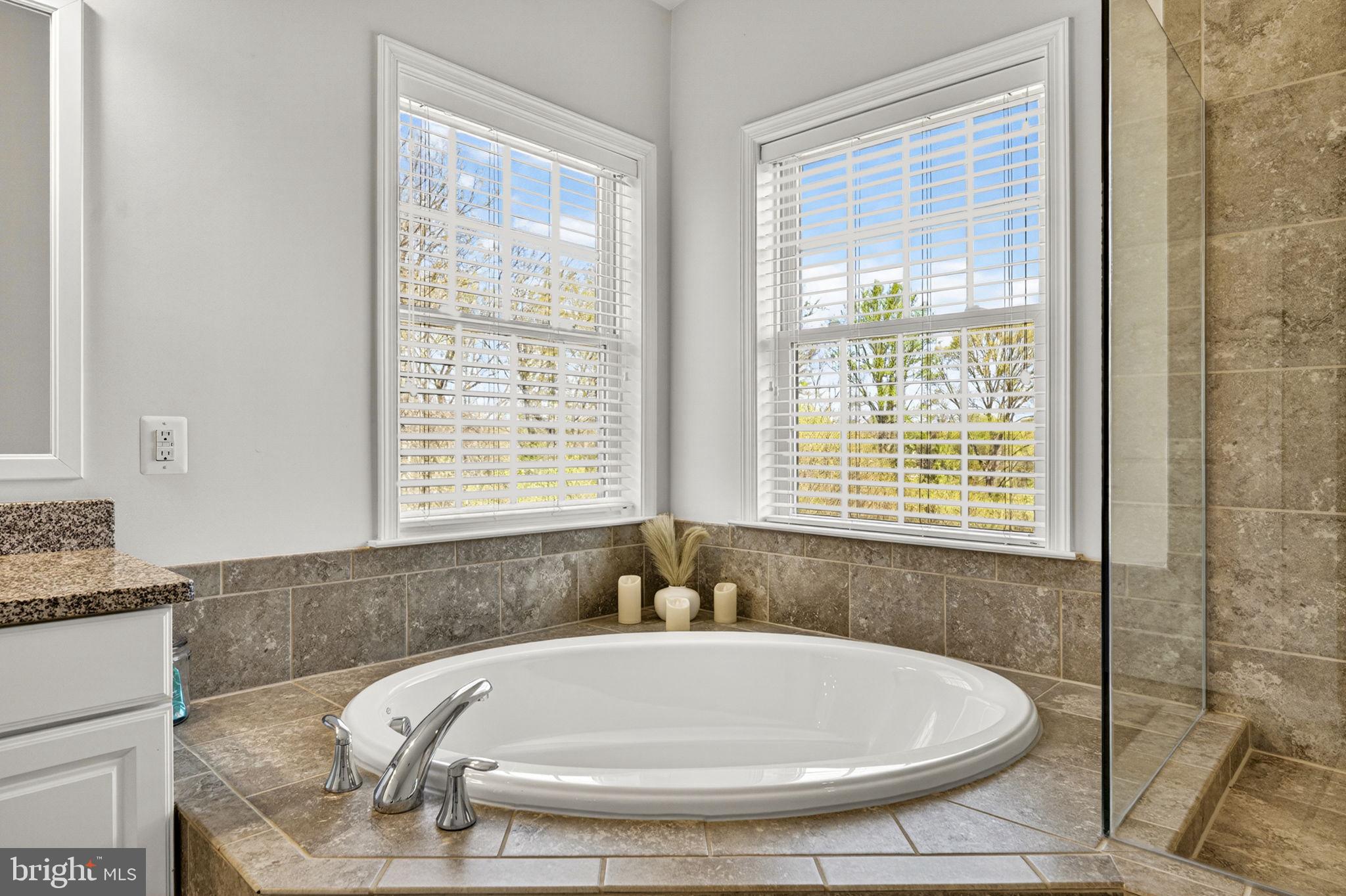 LENAH MILL - Residential