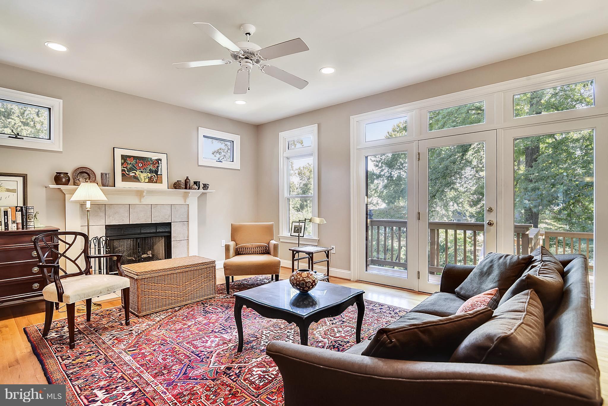 LYON PARK - Residential