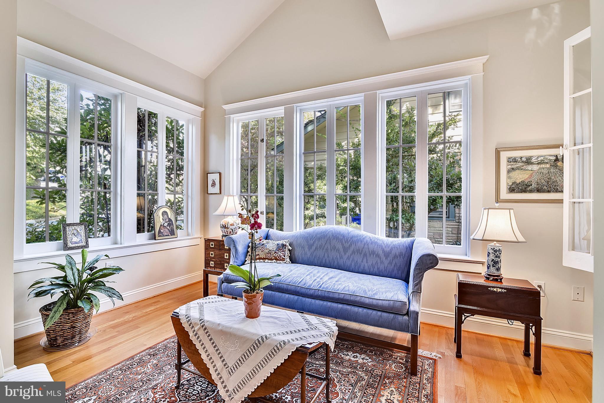 LYON PARK - Residential