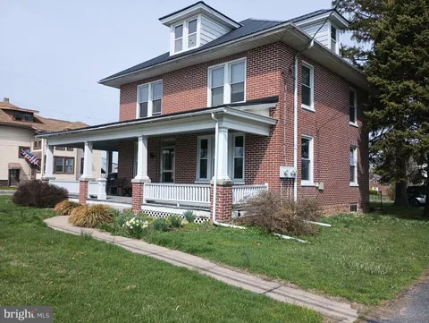 995 W Main Street Unit 1, New Holland, PA MLS: PALA2065898