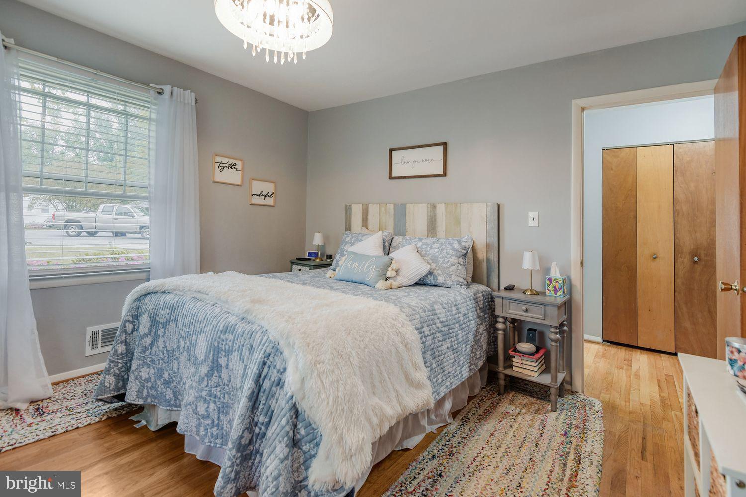 SILVER GATE - Residential