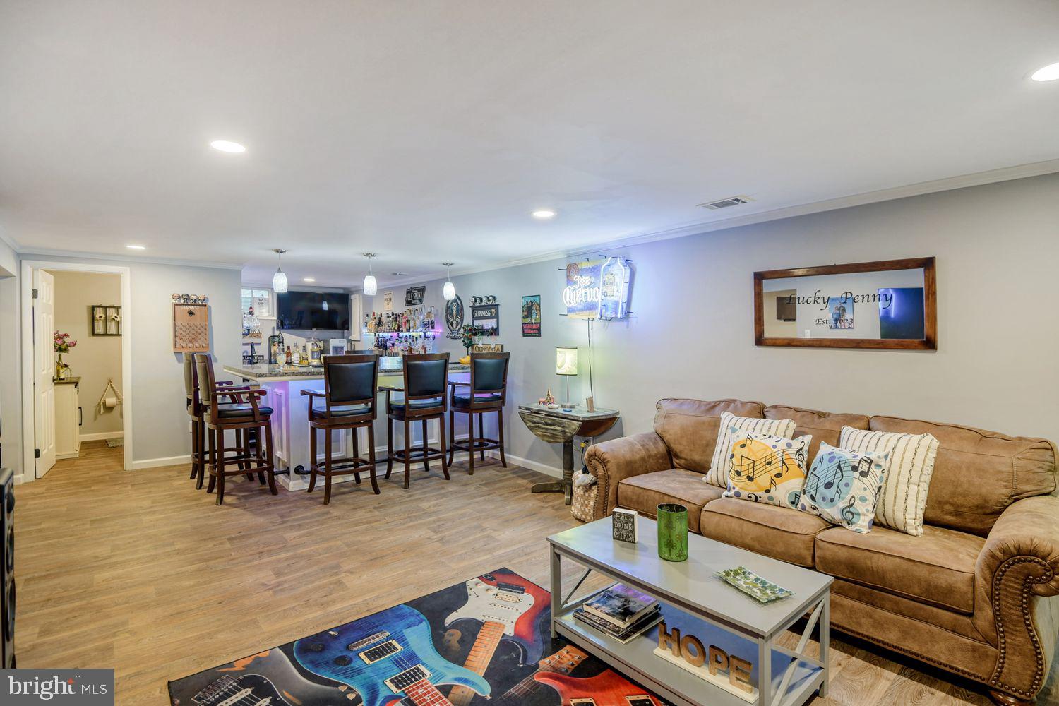 SILVER GATE - Residential