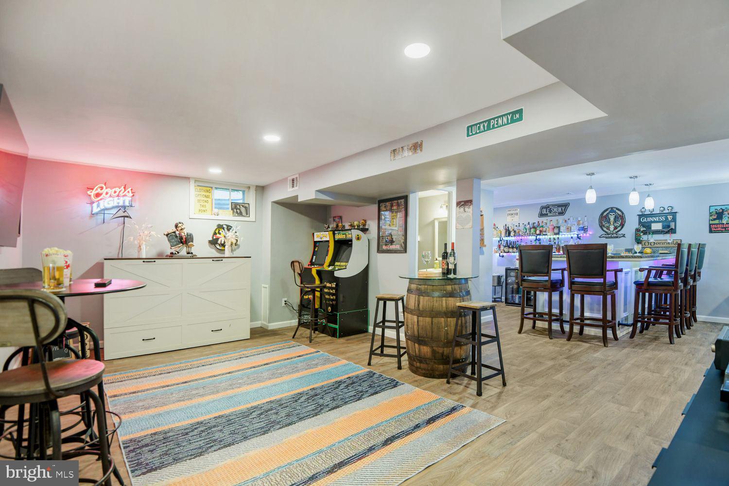 SILVER GATE - Residential