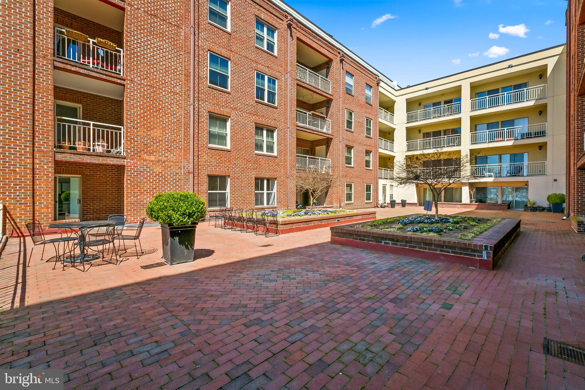 FELLS POINT HISTORIC DISTRICT - Residential Lease