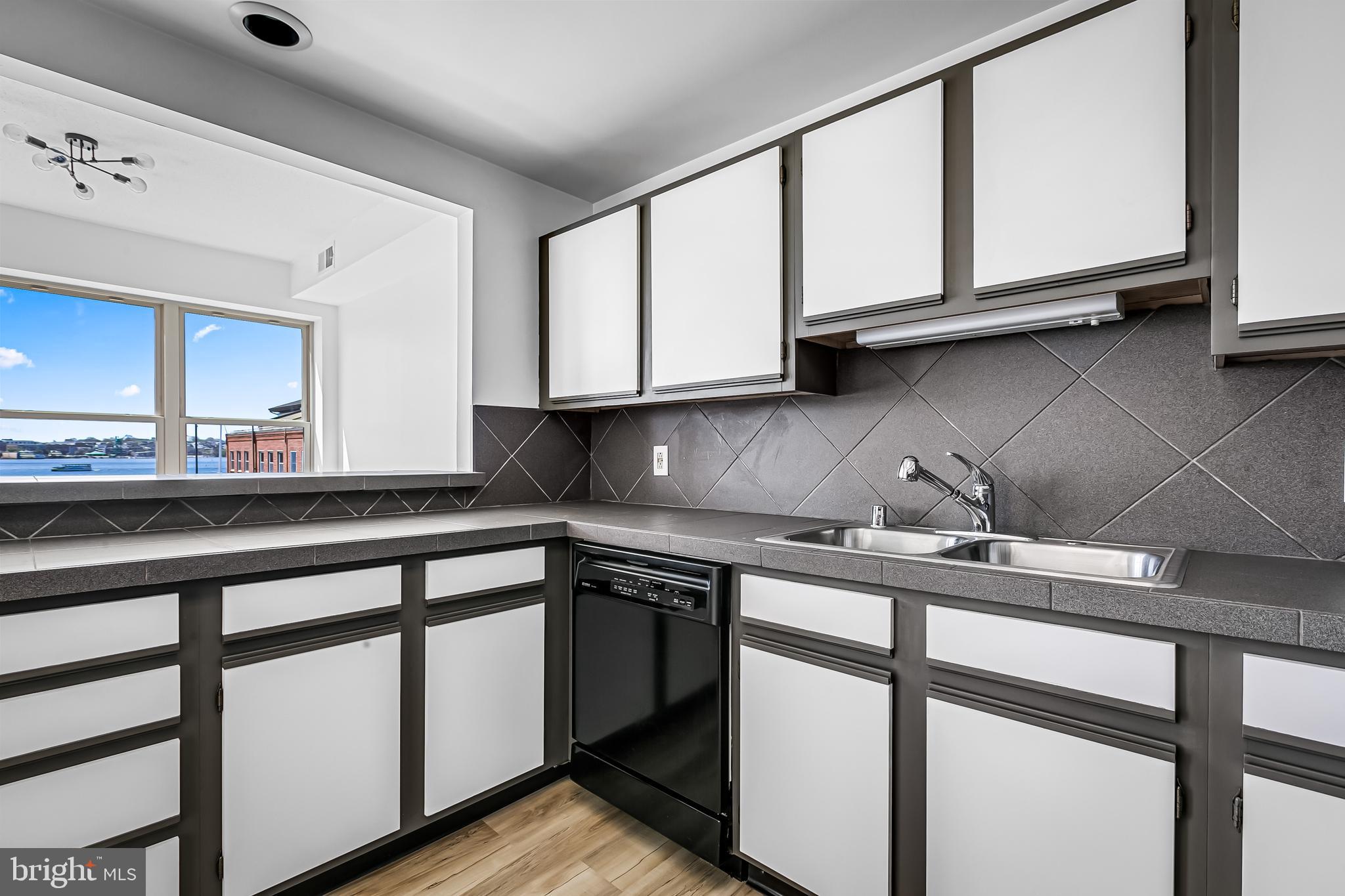 FELLS POINT HISTORIC DISTRICT - Residential Lease