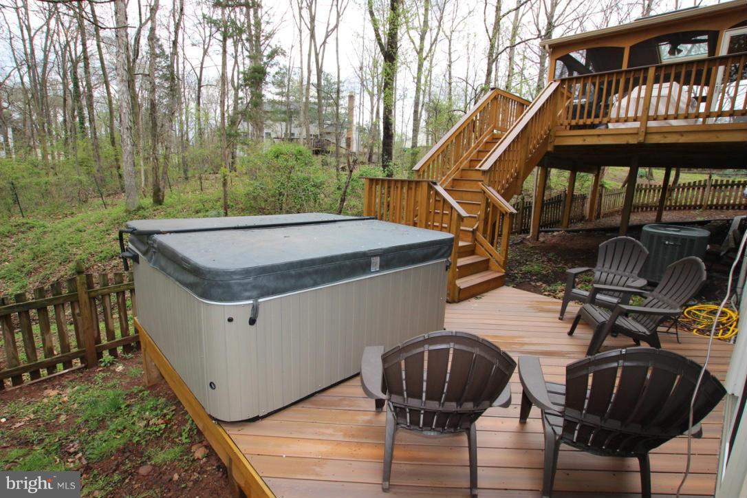 JENKINS RIDGE - Residential