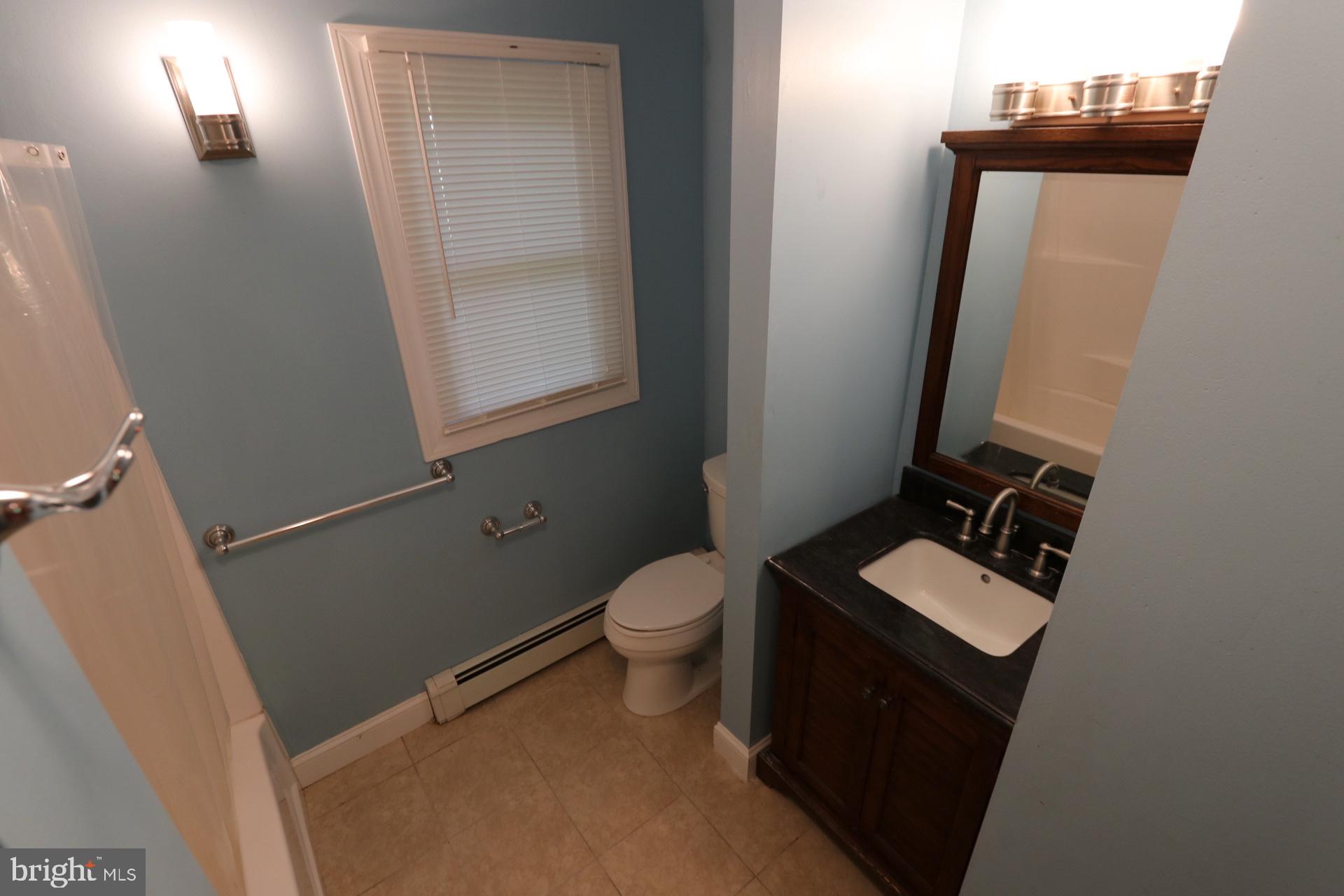 MEDIA - Residential Lease