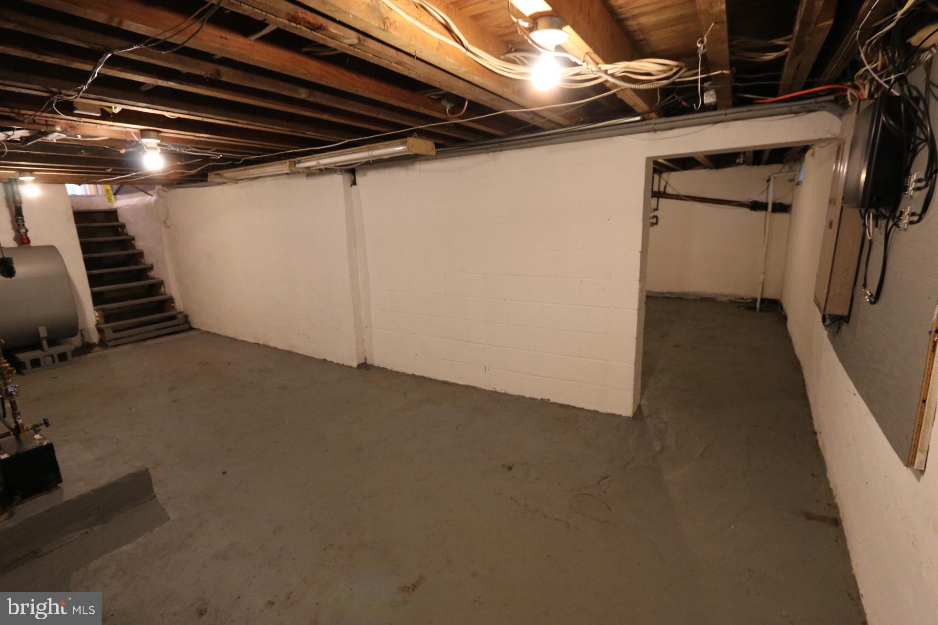 MEDIA - Residential Lease