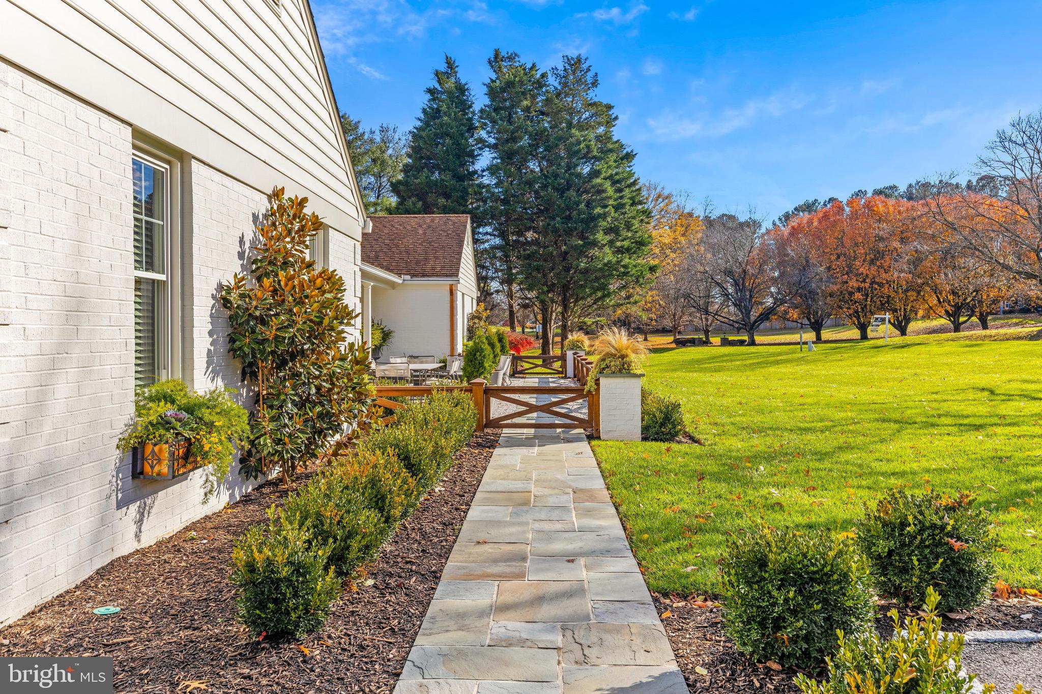 FOXHALL ESTATES - Residential