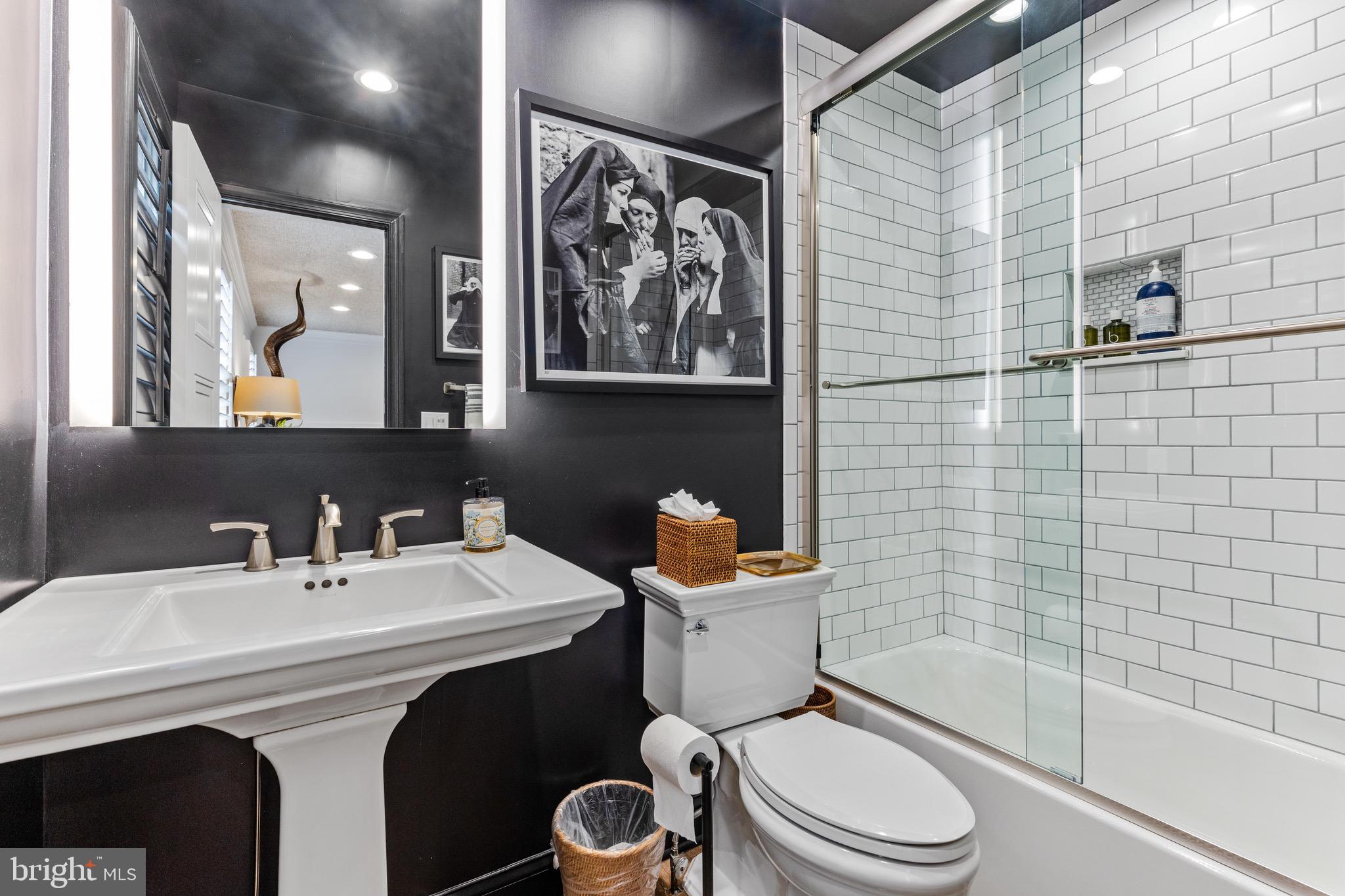 FOXHALL ESTATES - Residential