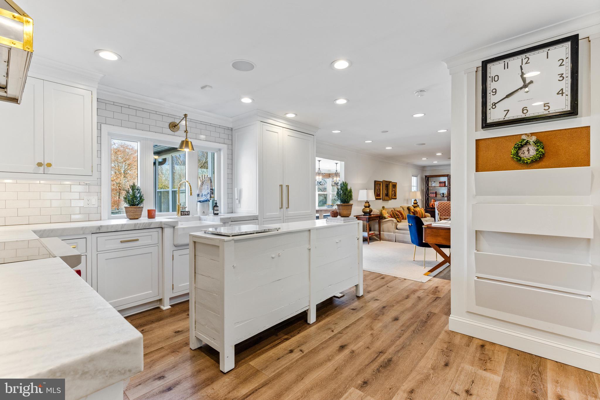 FOXHALL ESTATES - Residential