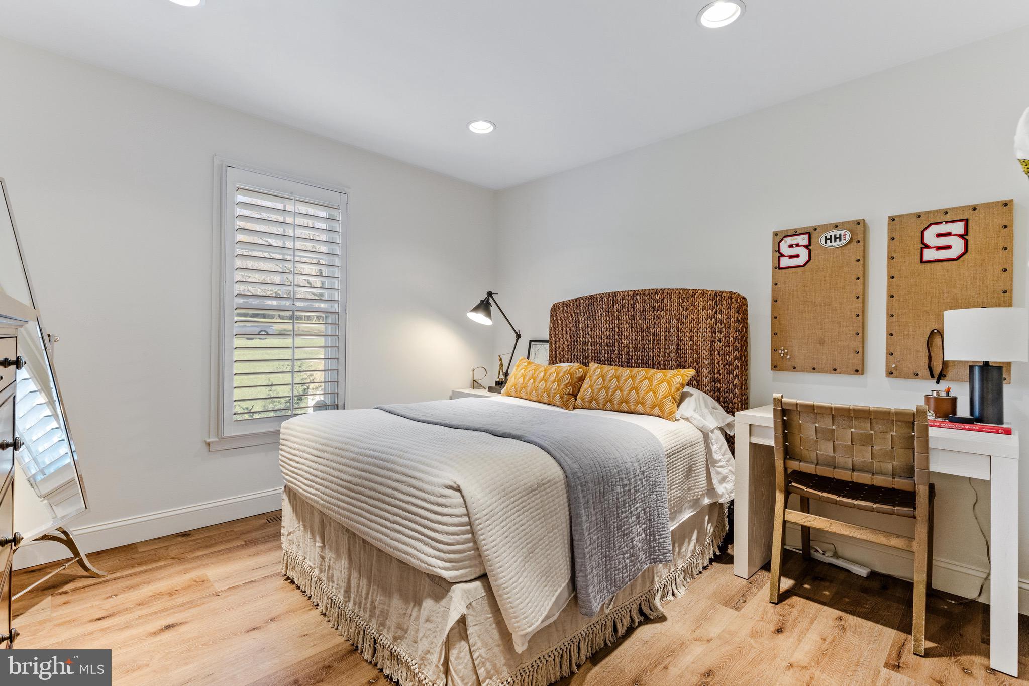 FOXHALL ESTATES - Residential