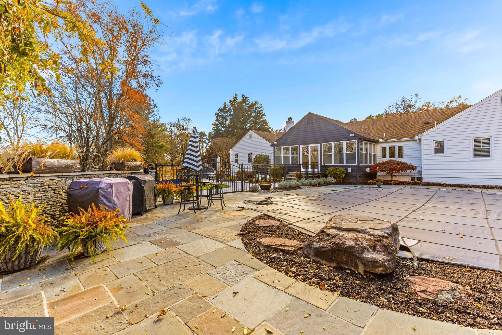 FOXHALL ESTATES - Residential