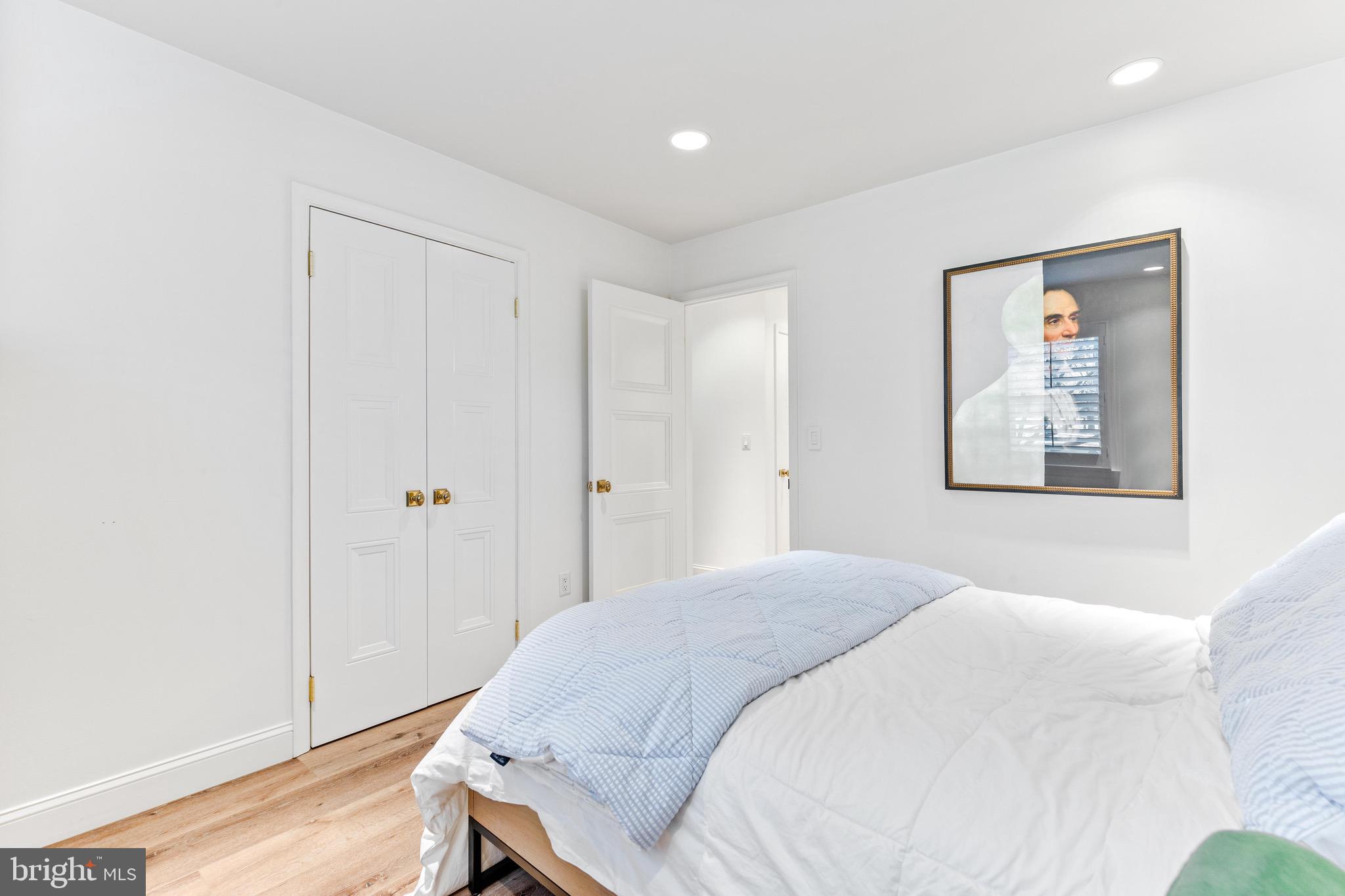 FOXHALL ESTATES - Residential