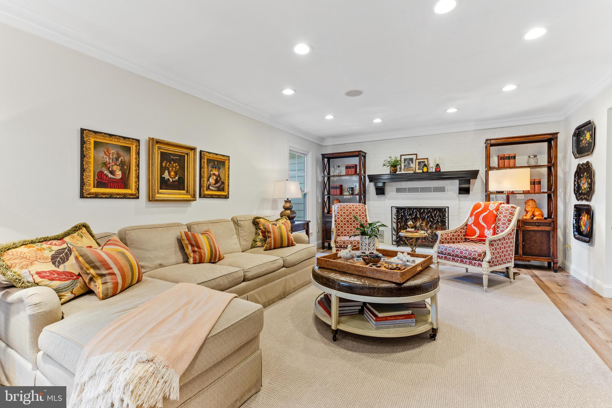 FOXHALL ESTATES - Residential