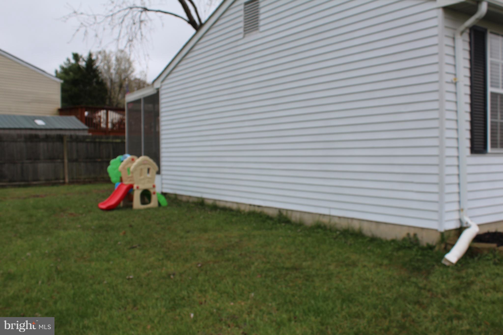 SHANNON SQUARE - Residential