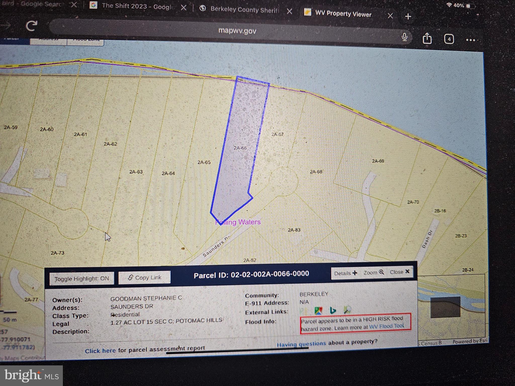 Main image without alt text