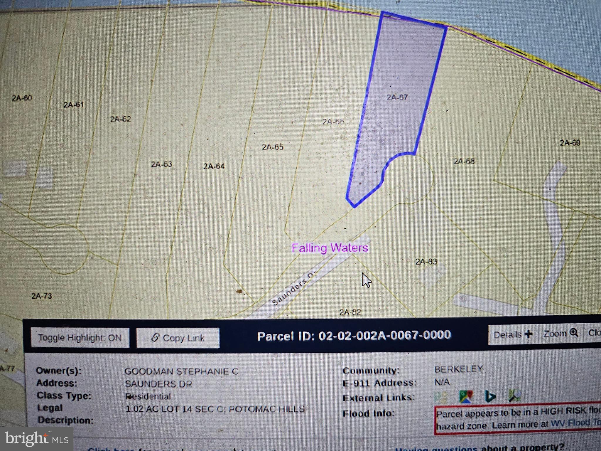 Main image without alt text