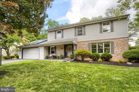 Homes For Sale - 1700 Fairmont Drive Dr<br/> MECHANICSBURG, PA 17055