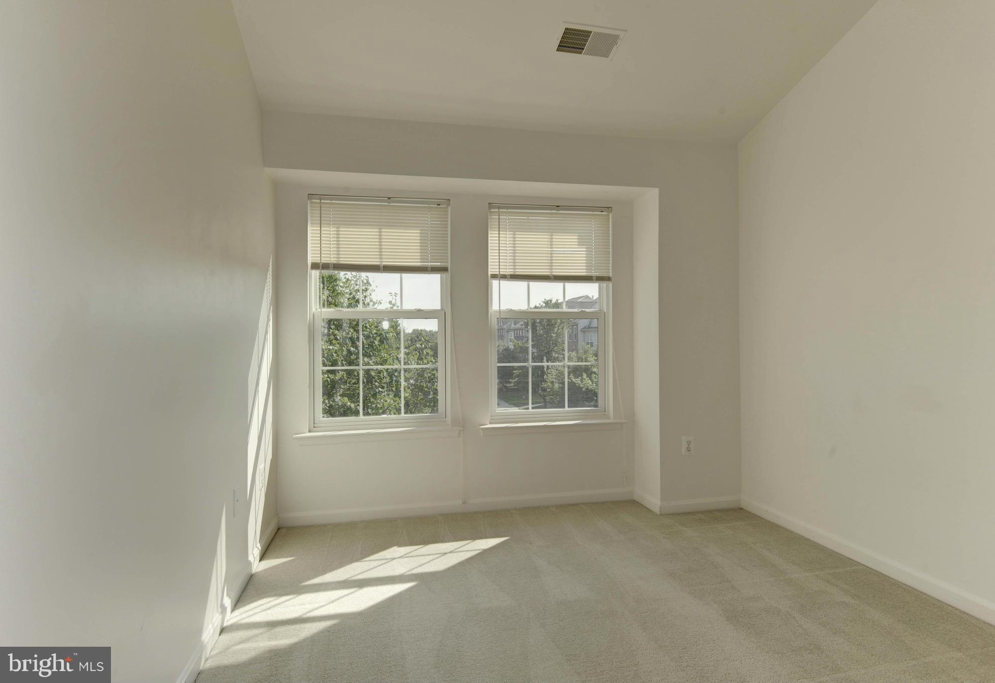 WESTERLEY - Residential Lease