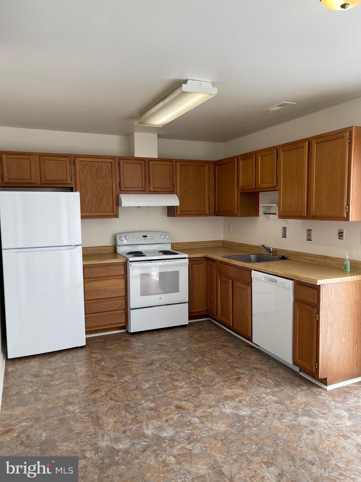 ACTON VILLAGE - Residential Lease