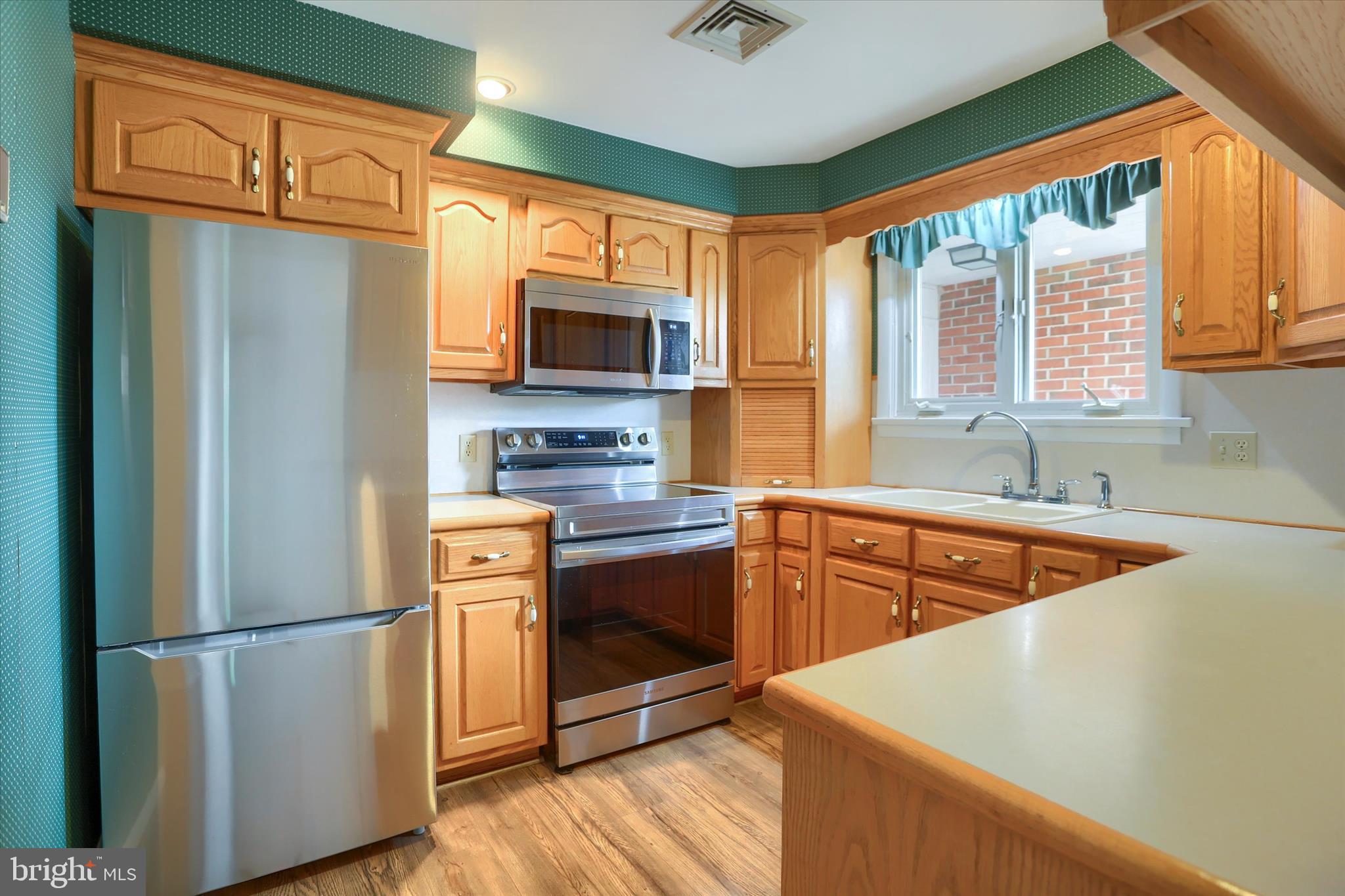 ORCHARD CREST - Residential