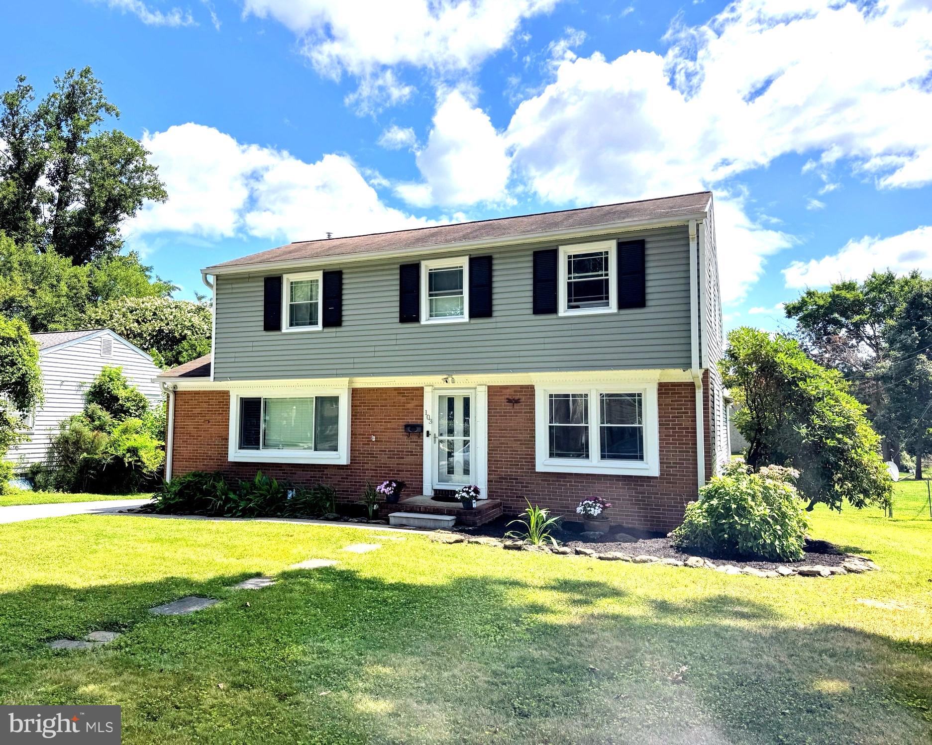 103 DEEP DALE DRIVE