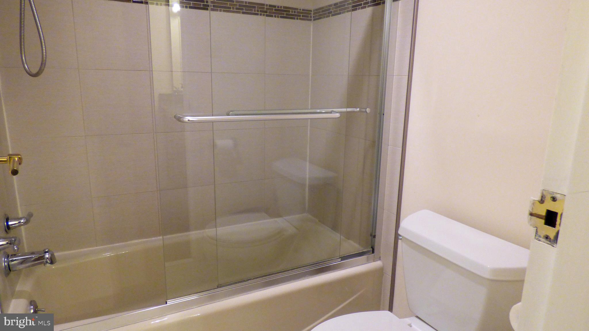 ATRIUM - Residential Lease