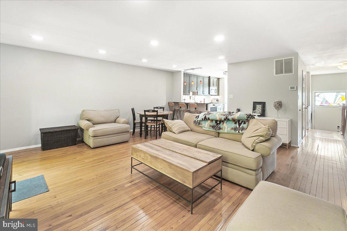 VILLAGE OF OWEN BROWN - Residential