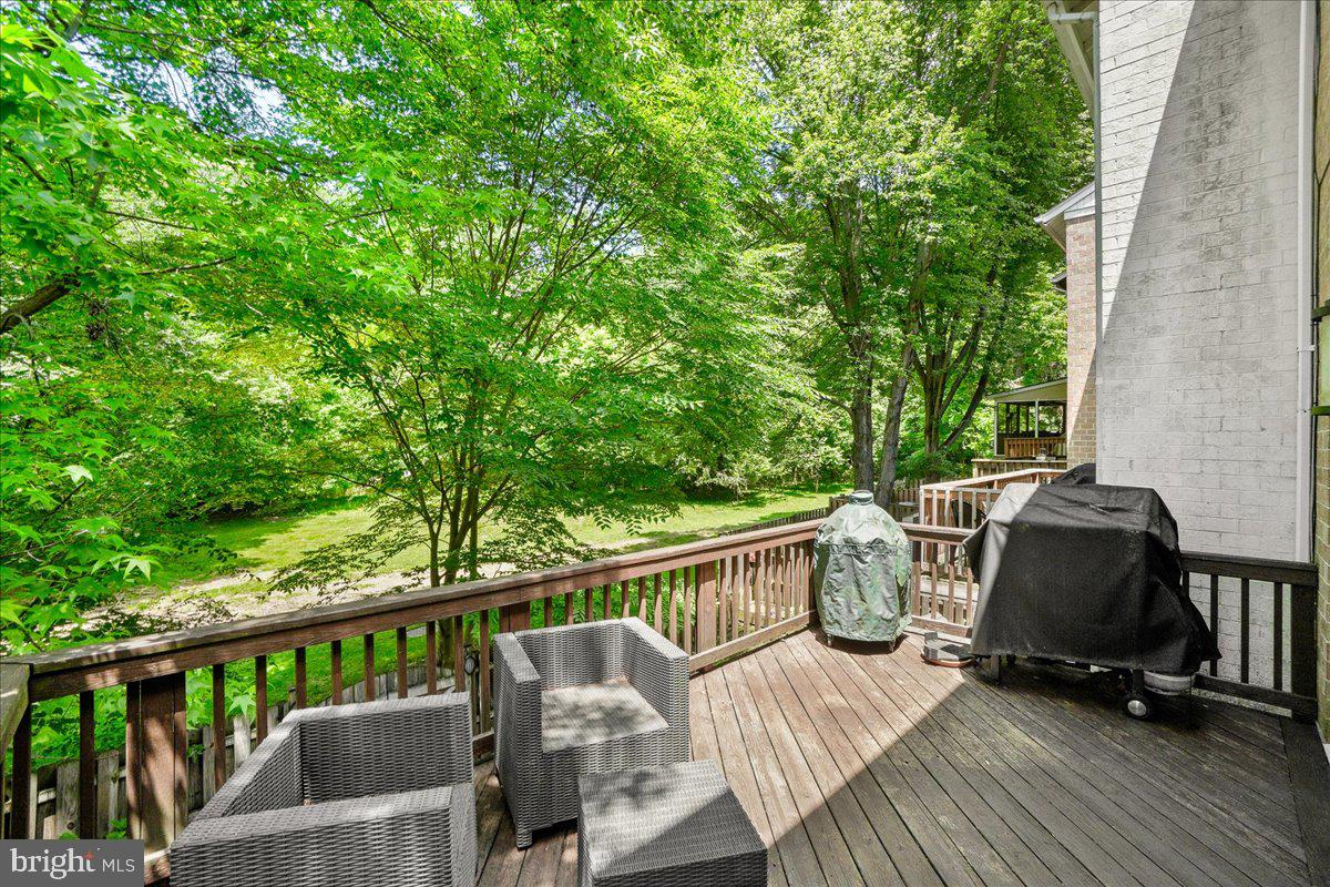 VILLAGE OF OWEN BROWN - Residential