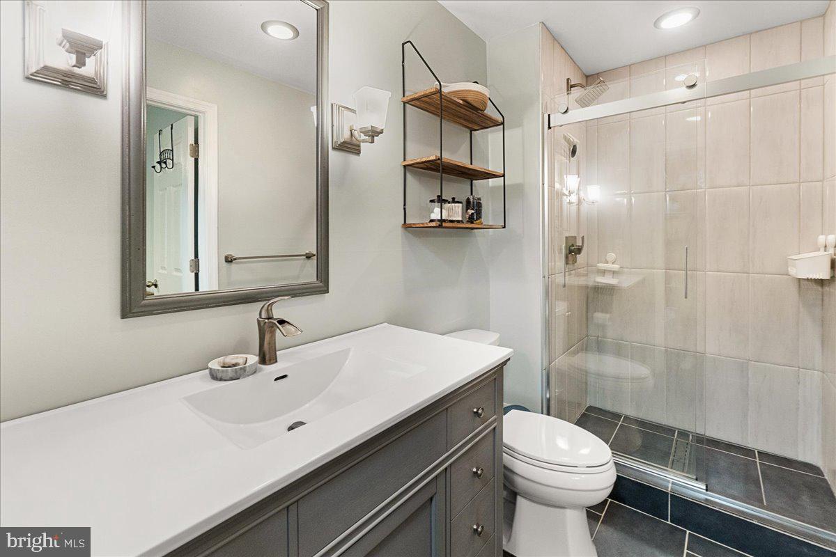 VILLAGE OF OWEN BROWN - Residential