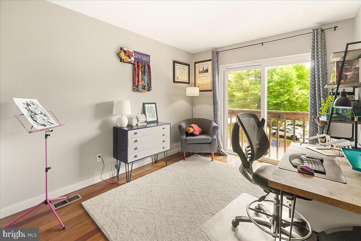 VILLAGE OF OWEN BROWN - Residential