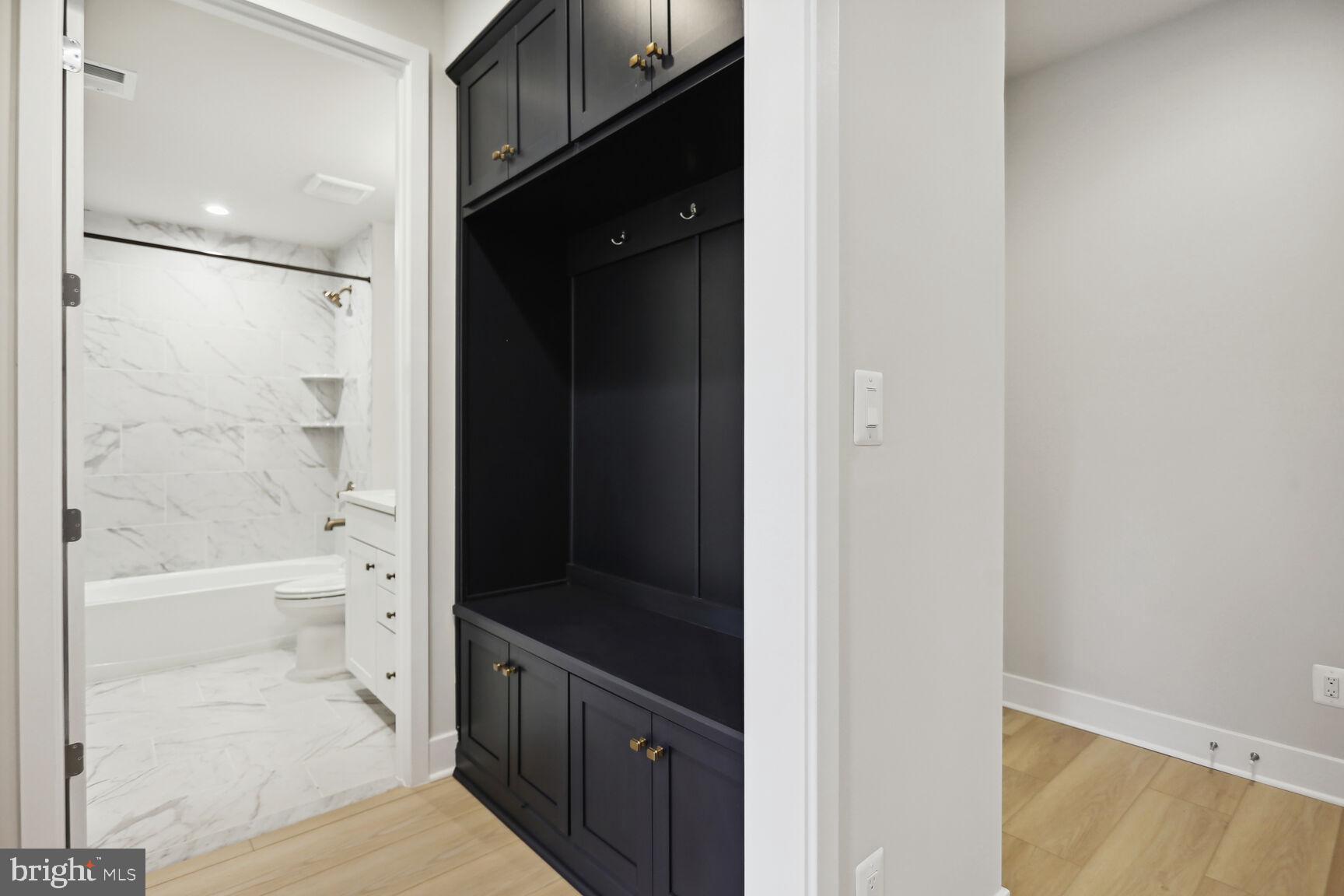 AMALYN - Residential