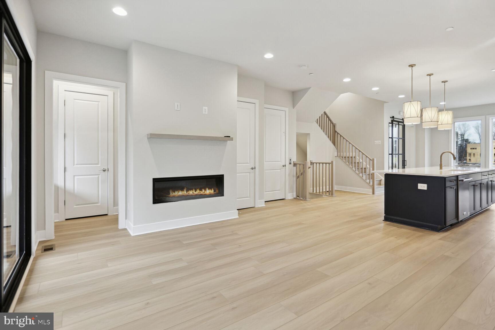 AMALYN - Residential