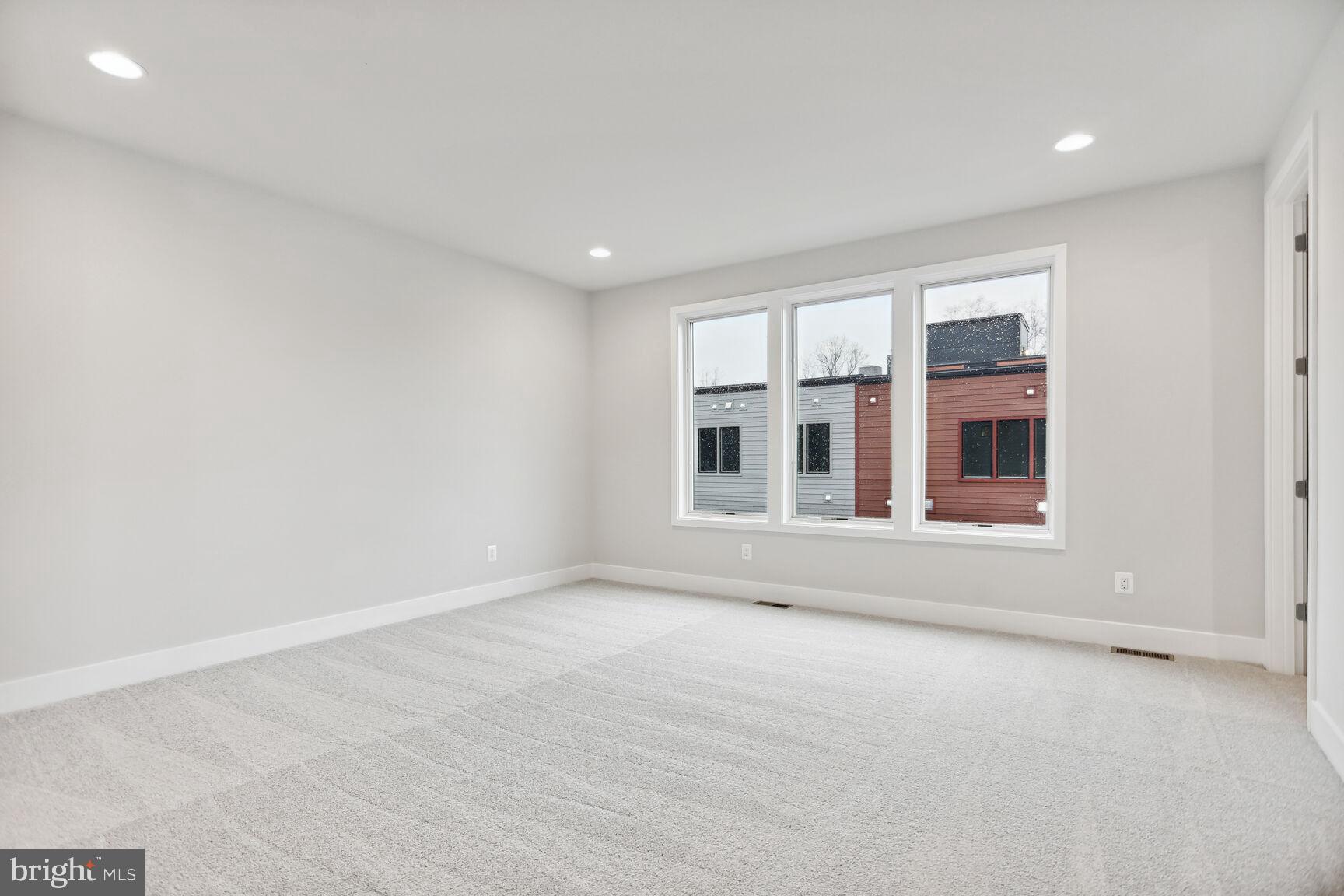 AMALYN - Residential