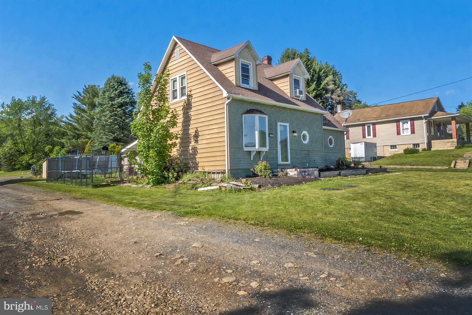 331 E LIZARD CREEK ROAD