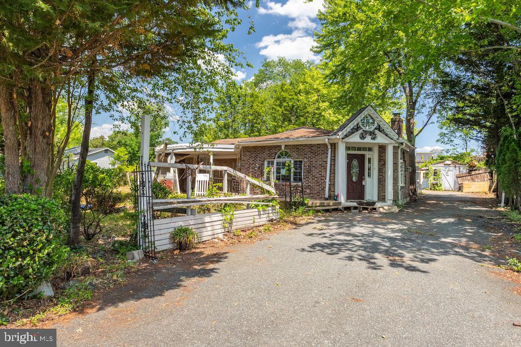 RAINTREE - Residential
