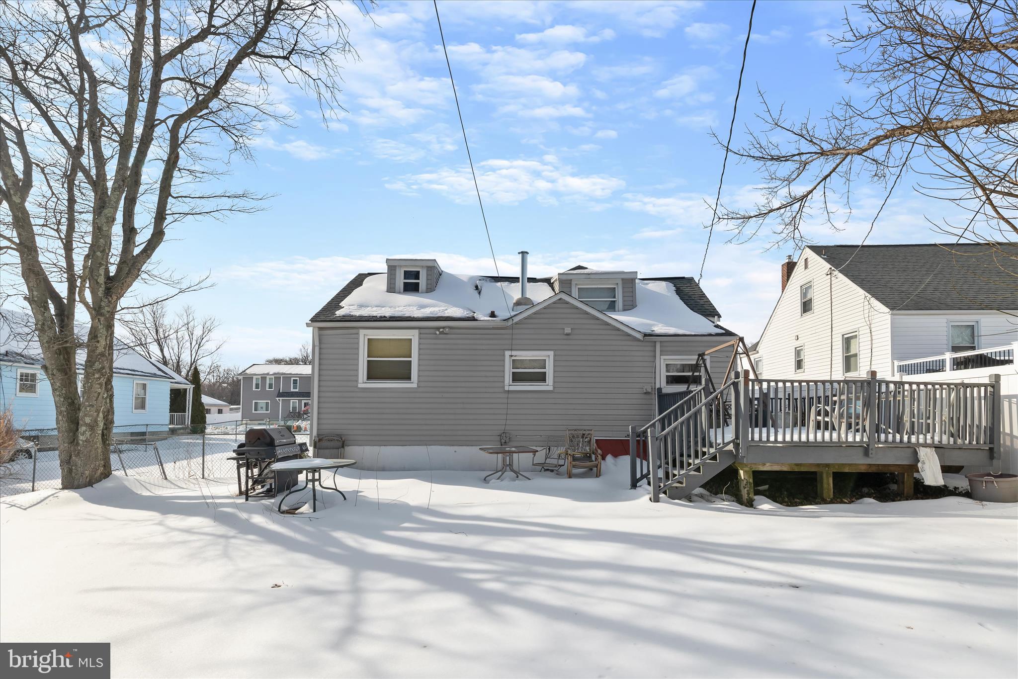 HILLENDALE PARK - Residential