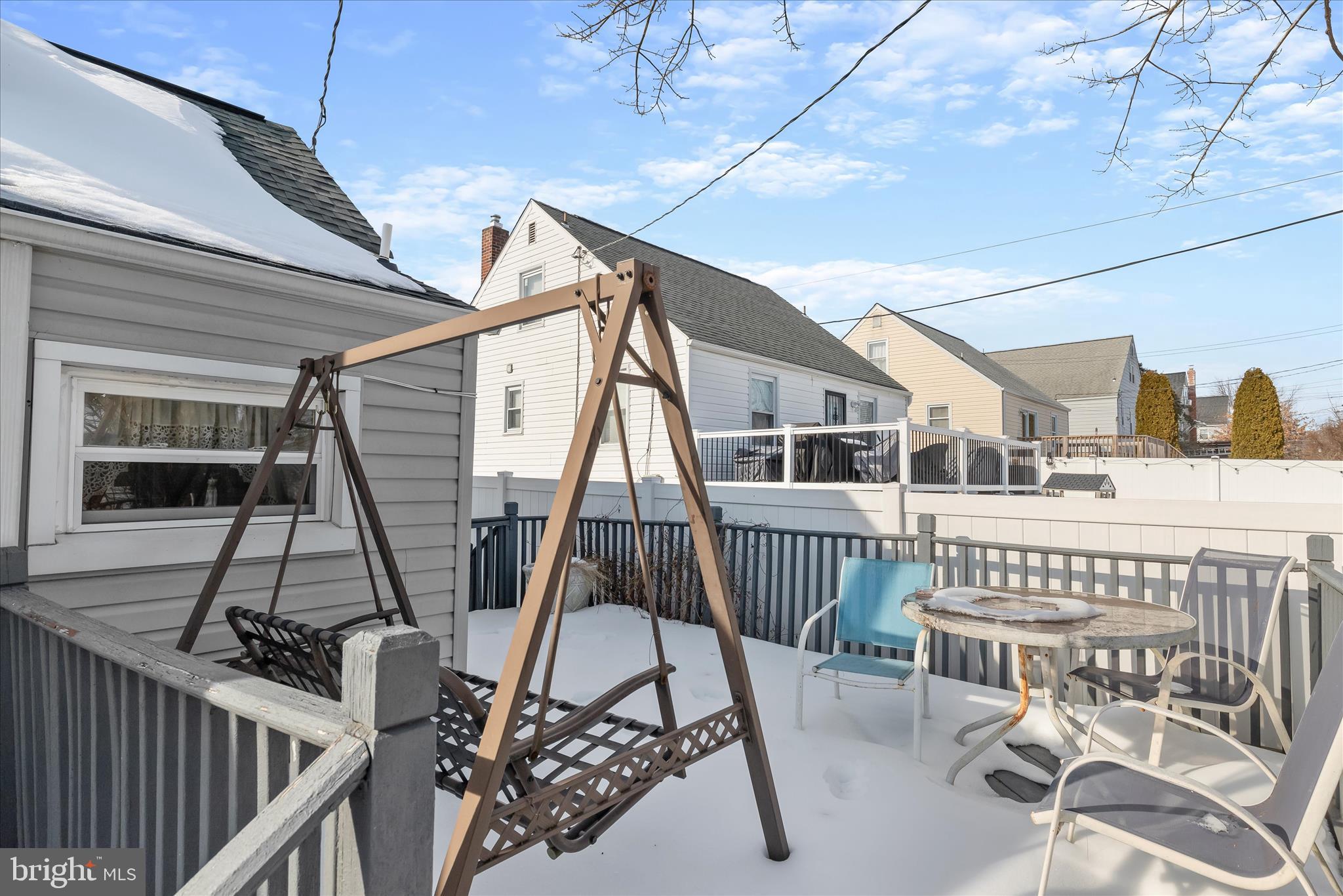 HILLENDALE PARK - Residential