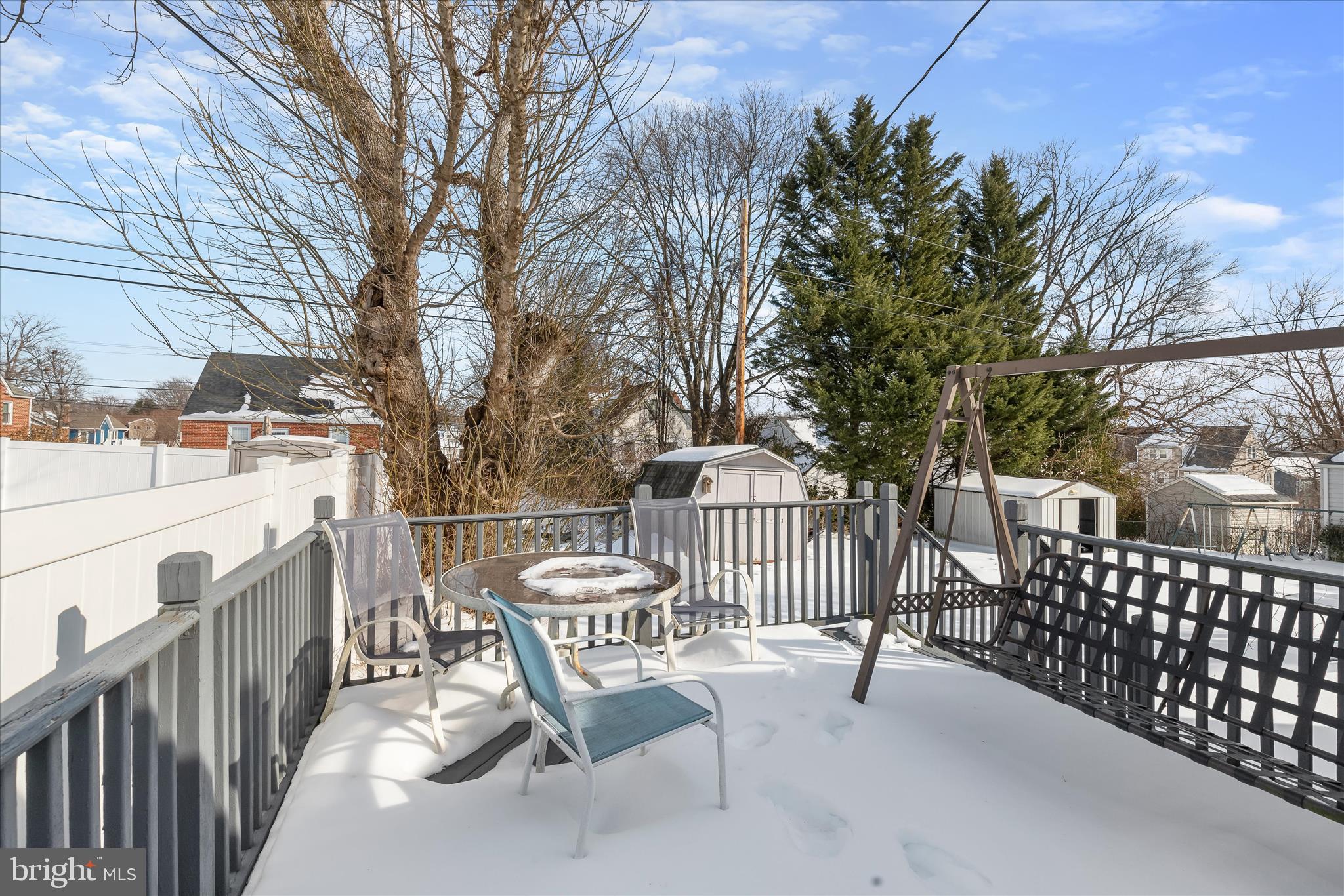 HILLENDALE PARK - Residential