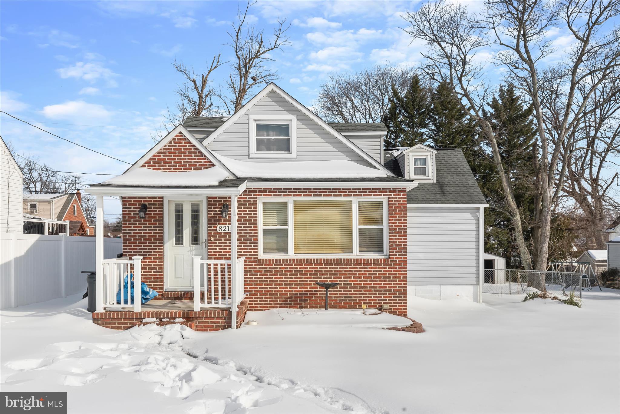 HILLENDALE PARK - Residential