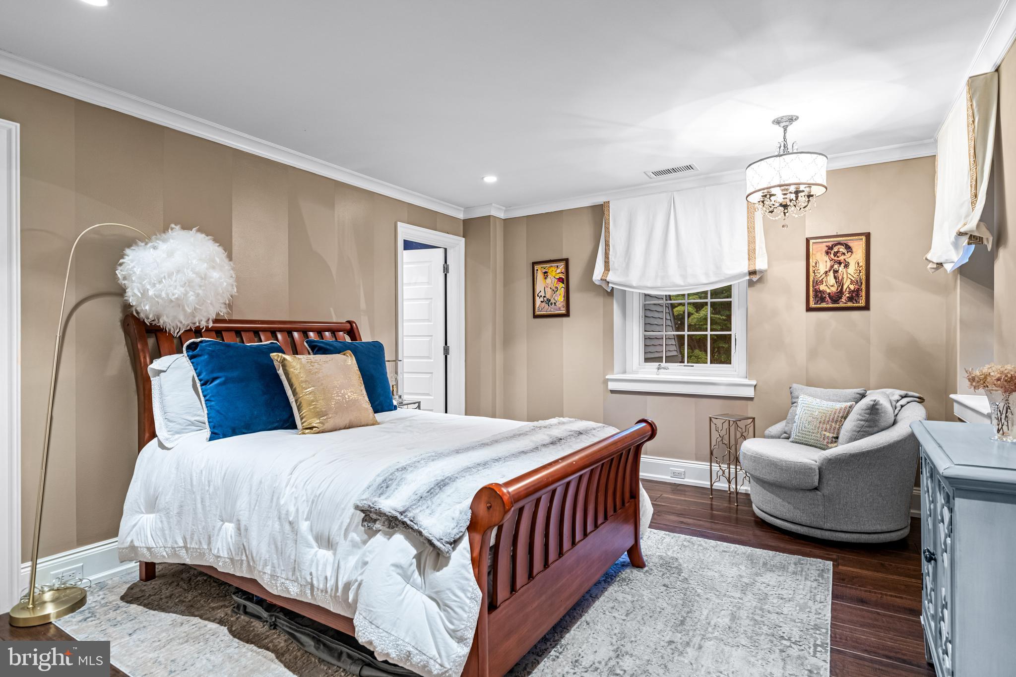 MERION GOLF ESTATES - Residential
