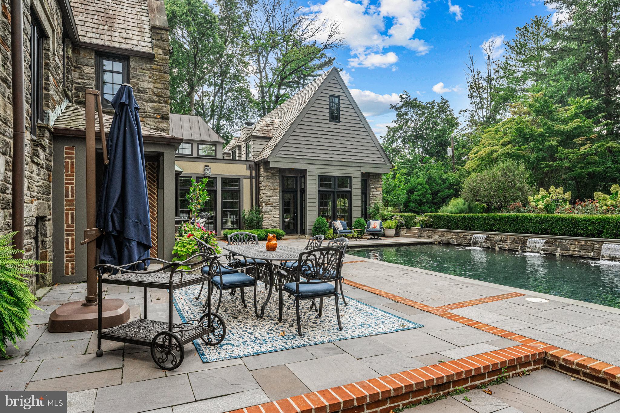 MERION GOLF ESTATES - Residential