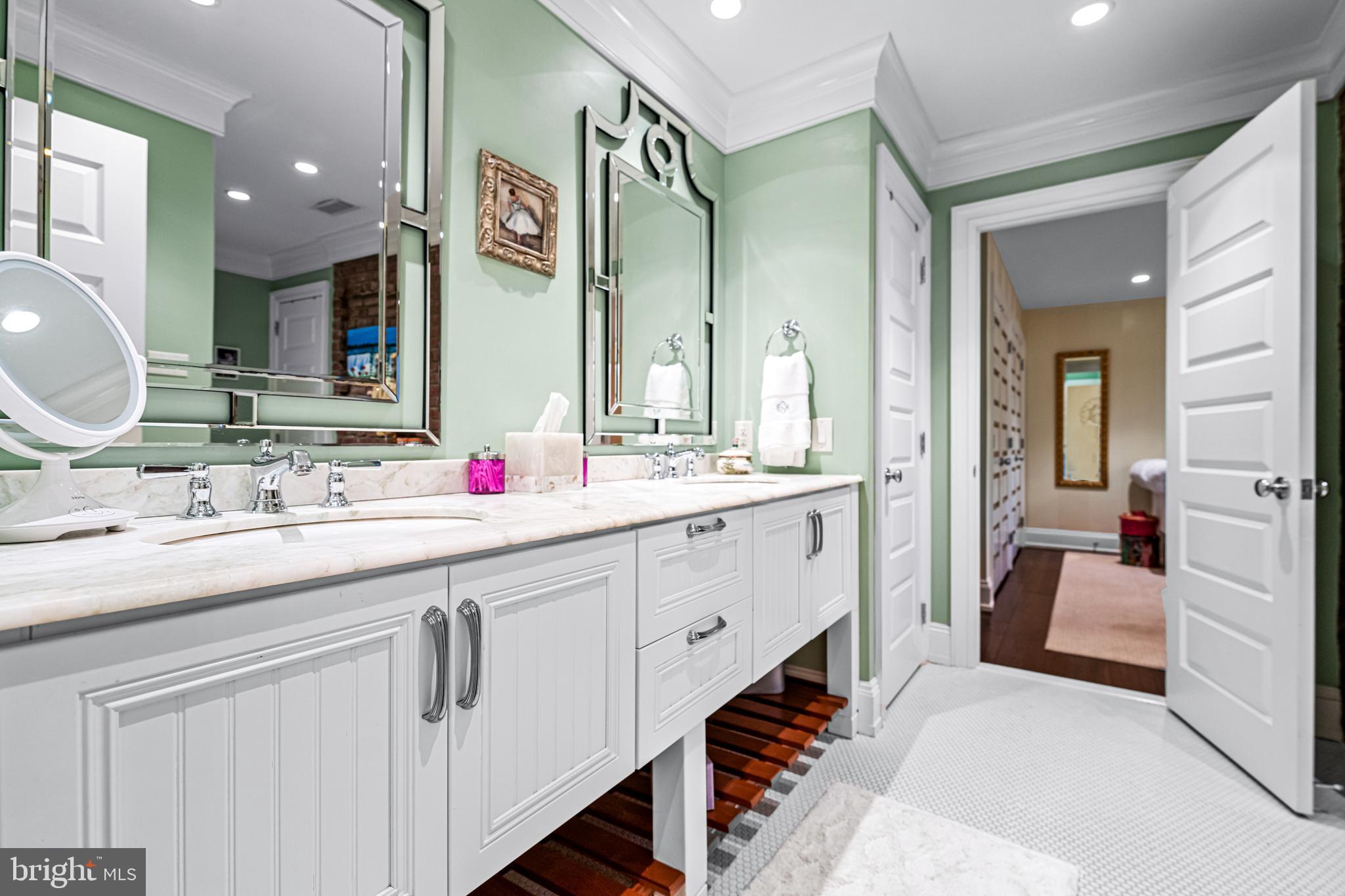MERION GOLF ESTATES - Residential