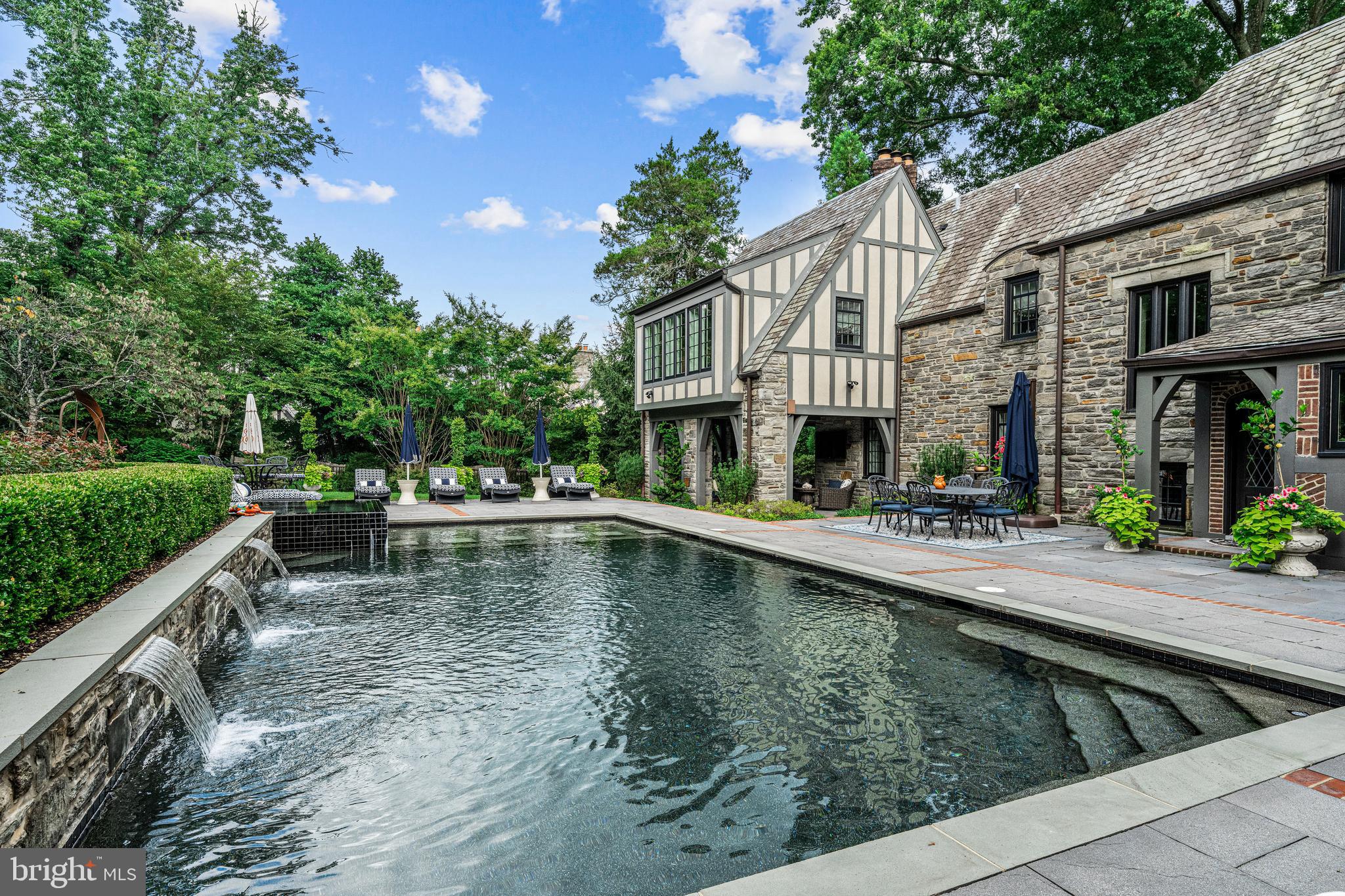 MERION GOLF ESTATES - Residential