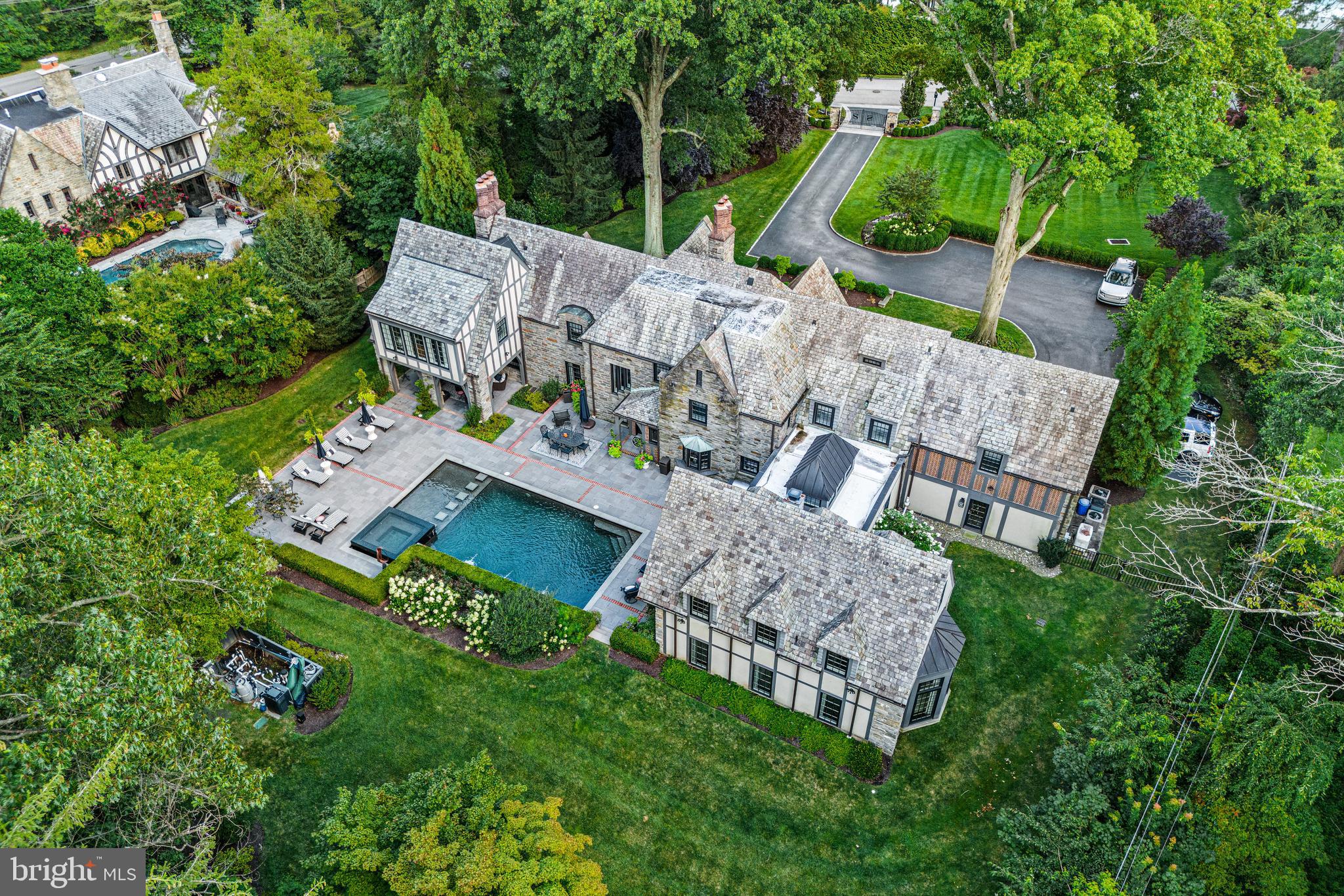 MERION GOLF ESTATES - Residential