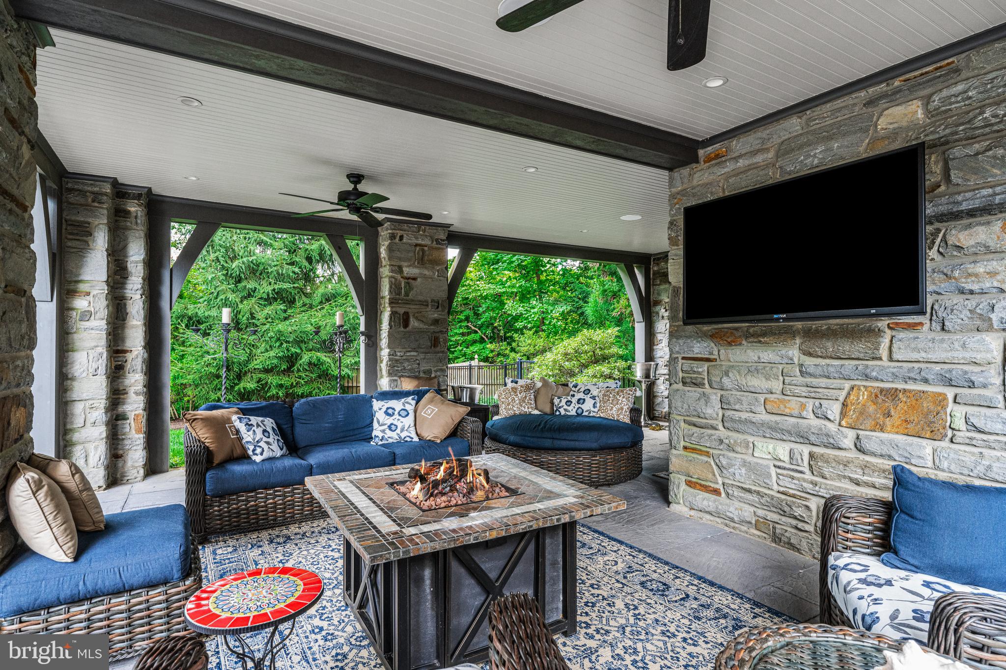 MERION GOLF ESTATES - Residential